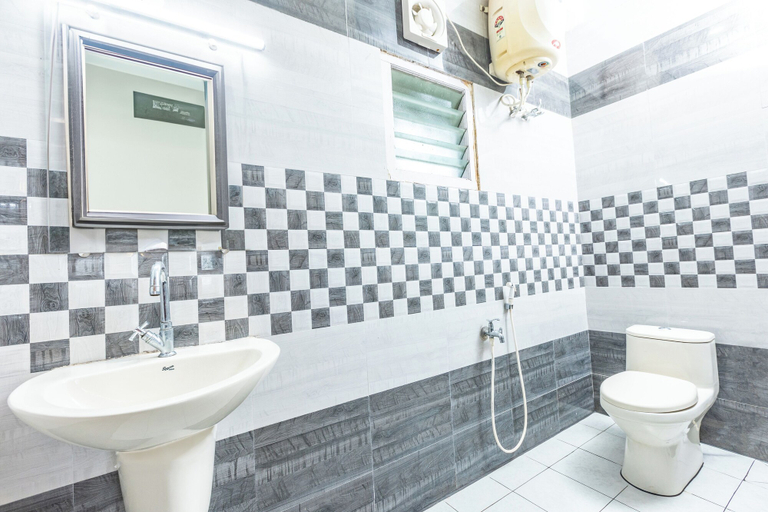 Bathroom 4, SV Residency, The Nilgiris