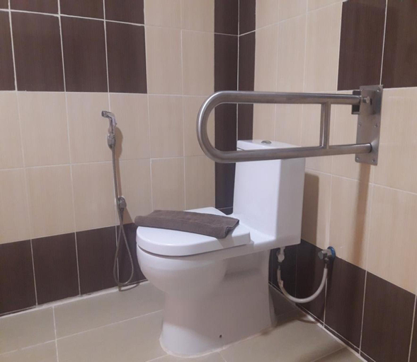 Bathroom 4