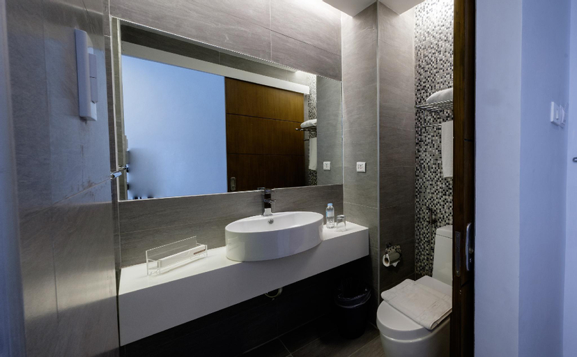 Bathroom 5