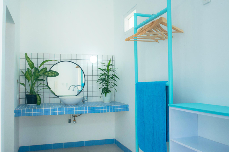 Bathroom 8
