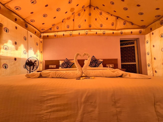 Bedroom 2, Rumis Desert Camp, Jaisalmer