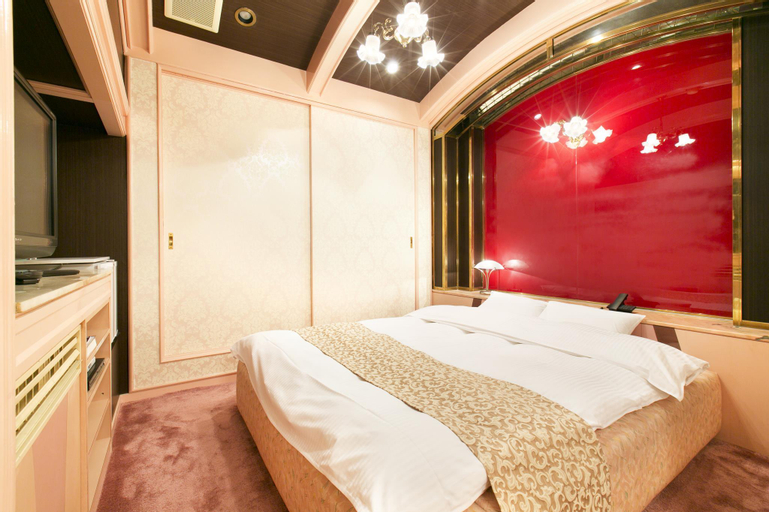 Bedroom 12