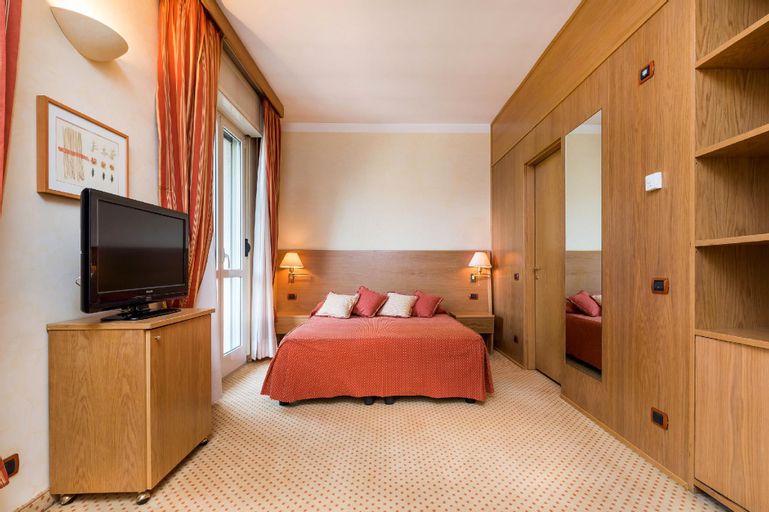 Bedroom 27