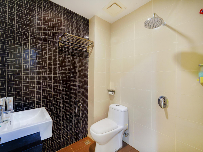 Bathroom 4