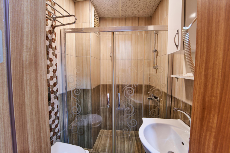 Bathroom 4, Istanbul Sirkeci Hotel, Fatih