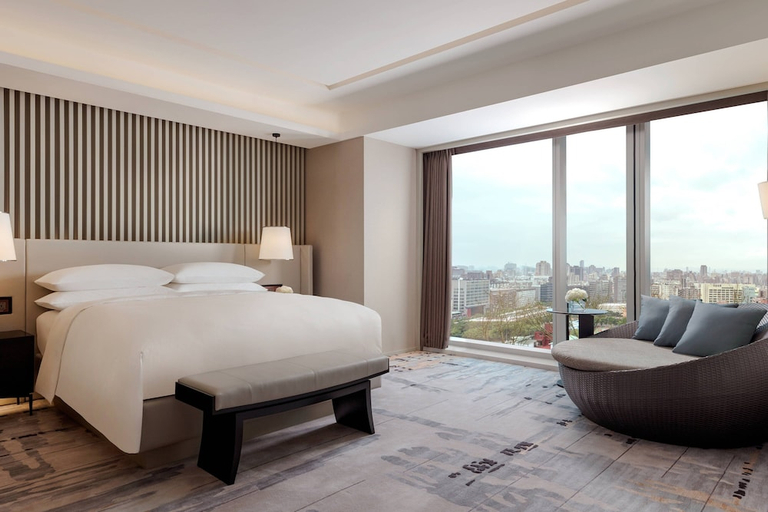 Bedroom 3, Courtyard by Marriott Taipei Downtown, Taipei City
