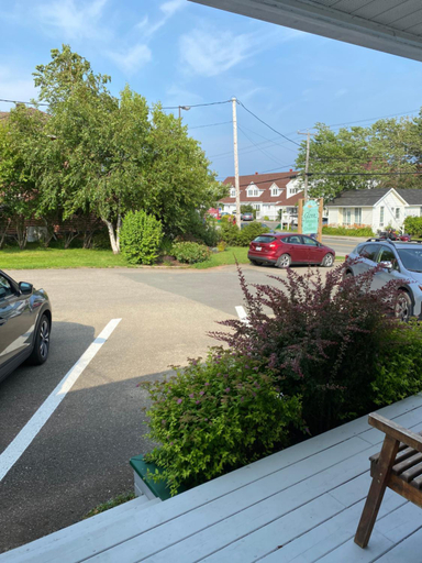Others 4, Motel Glenn, Le Rocher-Percé