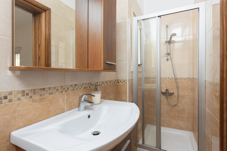 Facilities 4, Villa Elite