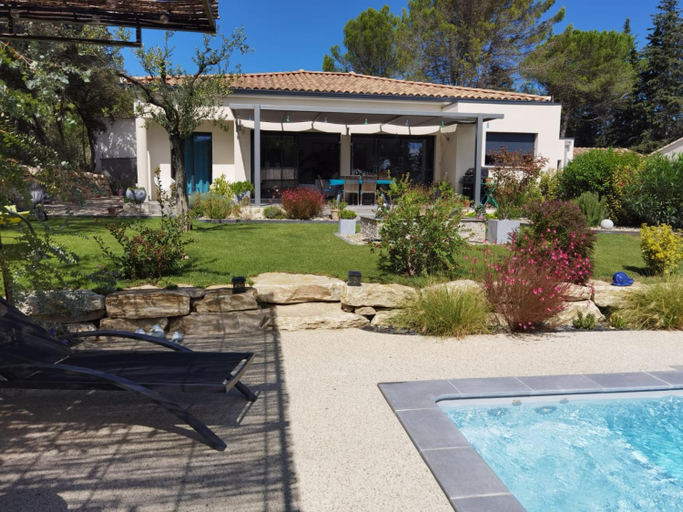 Others 4, Chambre d'hote " O Soleil ", Vaucluse
