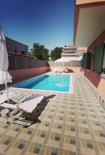 Others 5, Elpida Suites, Central Macedonia