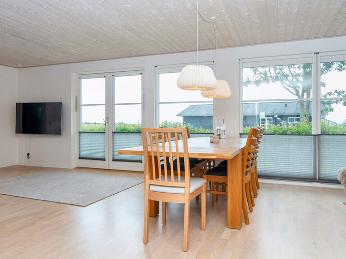 Dining 5, 5 Star Holiday Home in Vinderup, Holstebro