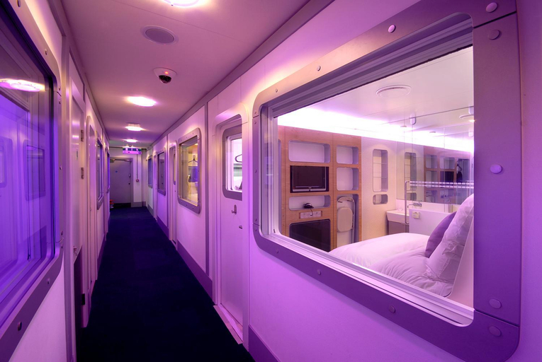 Others 5, YOTELAIR Amsterdam Schiphol Transit Hotel, Haarlemmermeer