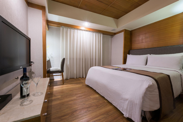 Bedroom 6