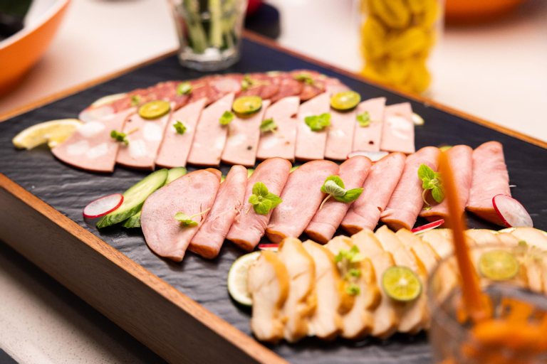 Food & Drinks 4, Home2 Suites by Hilton Hefei South Railway Station, Hefei