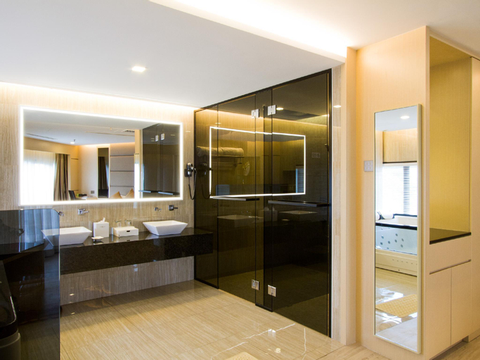Bathroom 3