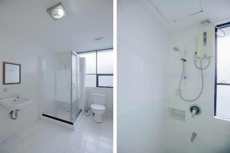 Bathroom 11