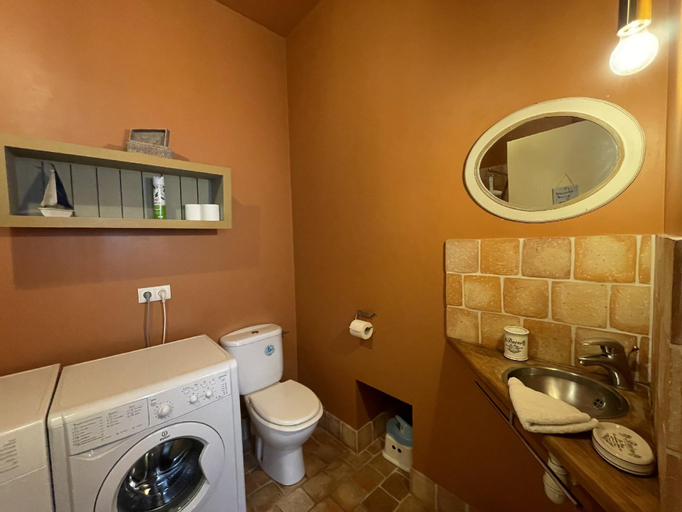 Bedroom 3, Le P'tit Louis, Yonne