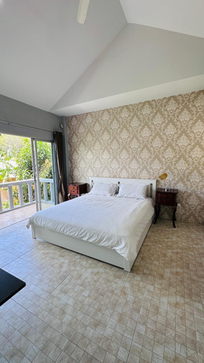 2, Peaceful Retreat Villa by Nai Thon beach, Phuket Island