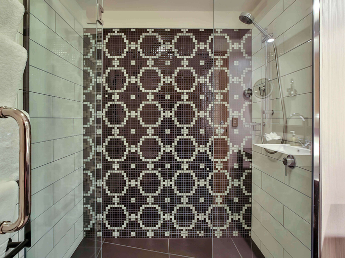 Bathroom 5