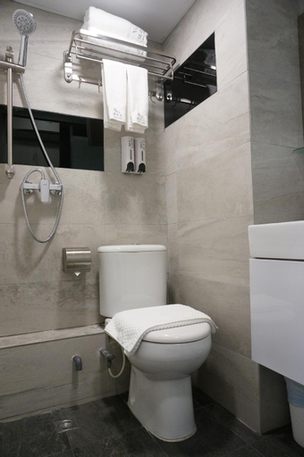 Bathroom 5