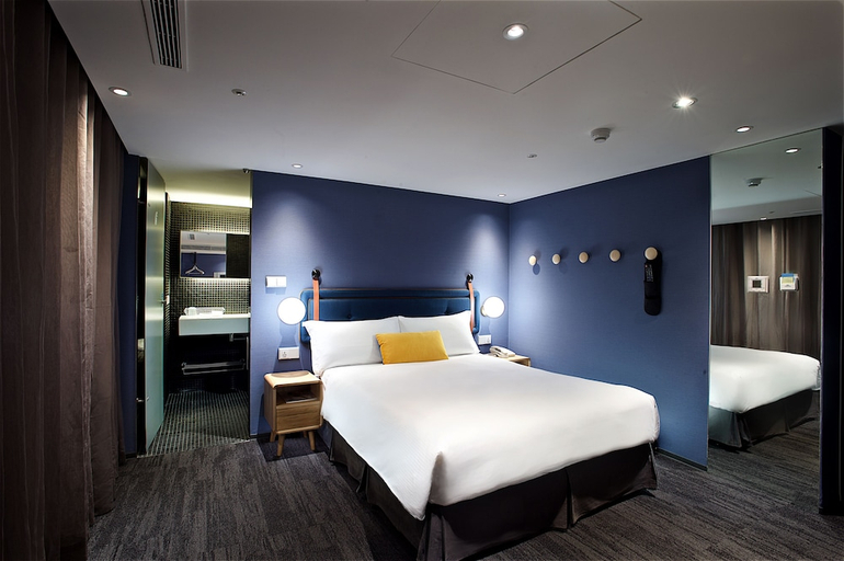 Bedroom 2, Just Sleep Ximending, Taipei City
