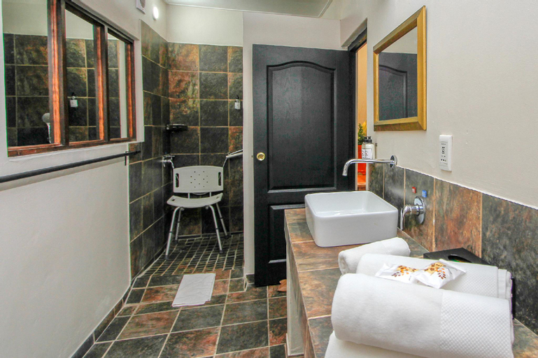 Bathroom 2