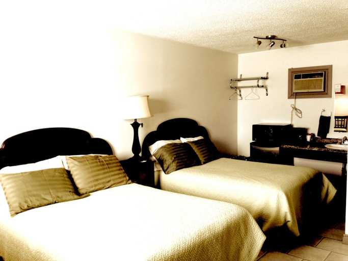 Others 5, Chaparral Inn, Division No. 1