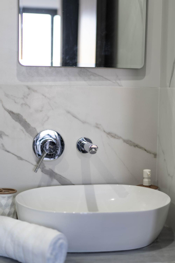 Bathroom 17