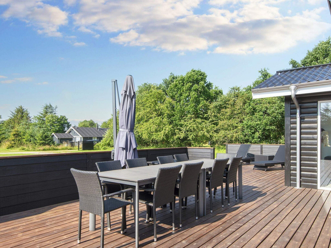 Dining 2, 5 Star Holiday Home in Vemb, Lemvig