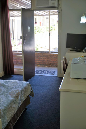Bedroom 14
