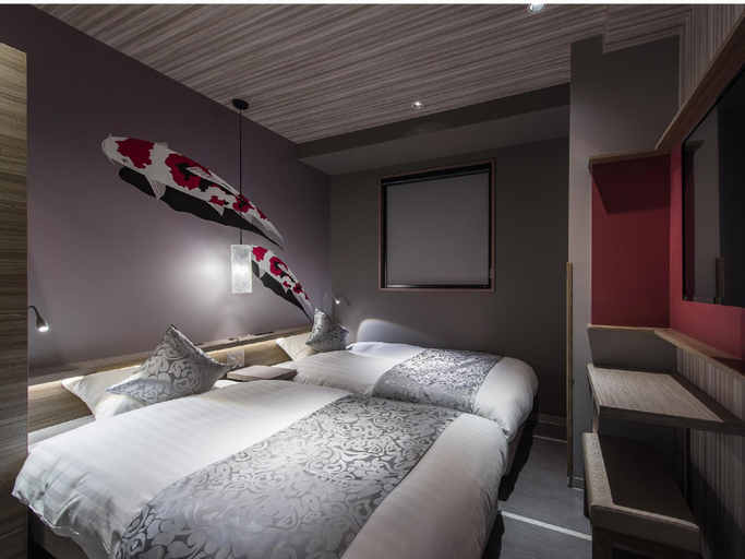Bedroom 12