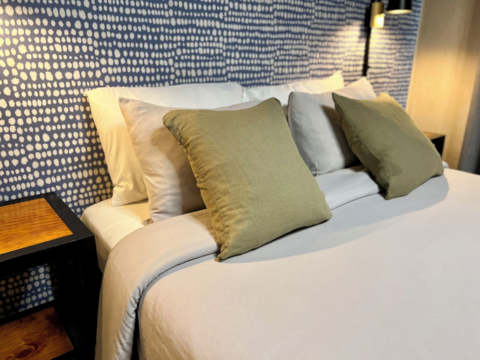 Bedroom 5, Tinka, Santiago