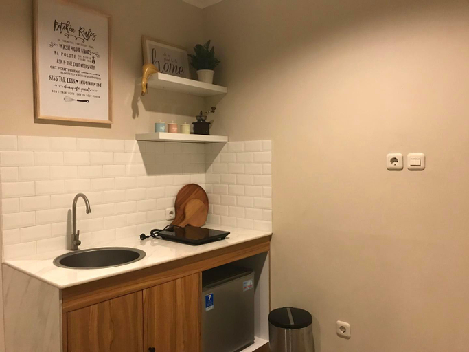 Dining Room 9