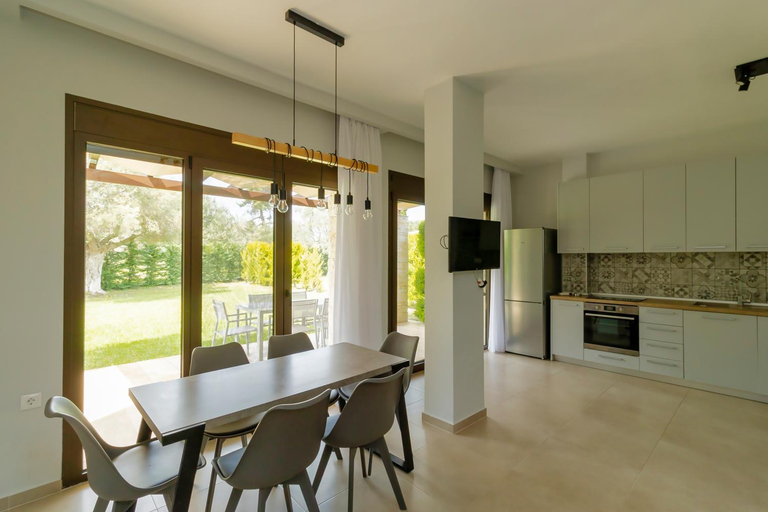Others 4, Friday Mood by Diomedes Group, Central Macedonia