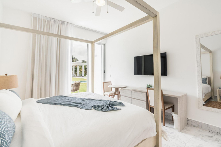 Room 2, Two-bedroom apt With Pool View bbq in Lake View, Las Terrenas