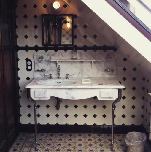 Bathroom 2, Maison Flagey Brussels, Bruxelles