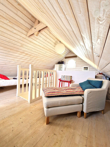 Bedroom 2, Les Chambres du Keriolet, Morbihan