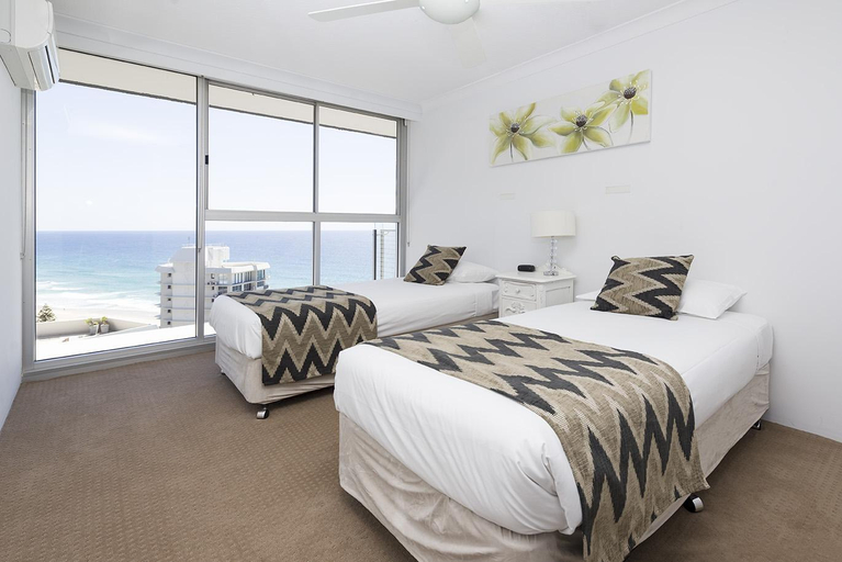 Bedroom 13