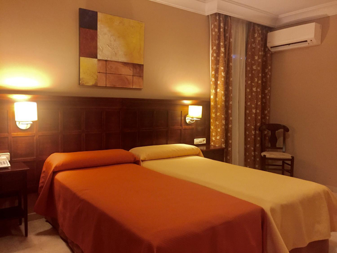Bedroom 3, Hotel Sierra Hidalga, Málaga