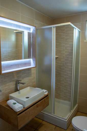Bathroom 4, Holiday Home Luna, Blato