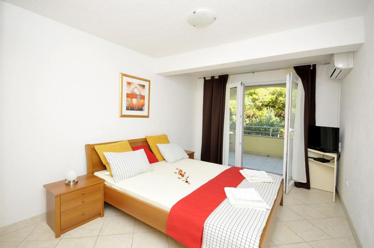 Bedroom 3, Apartments Villa Moonlight, Okrug
