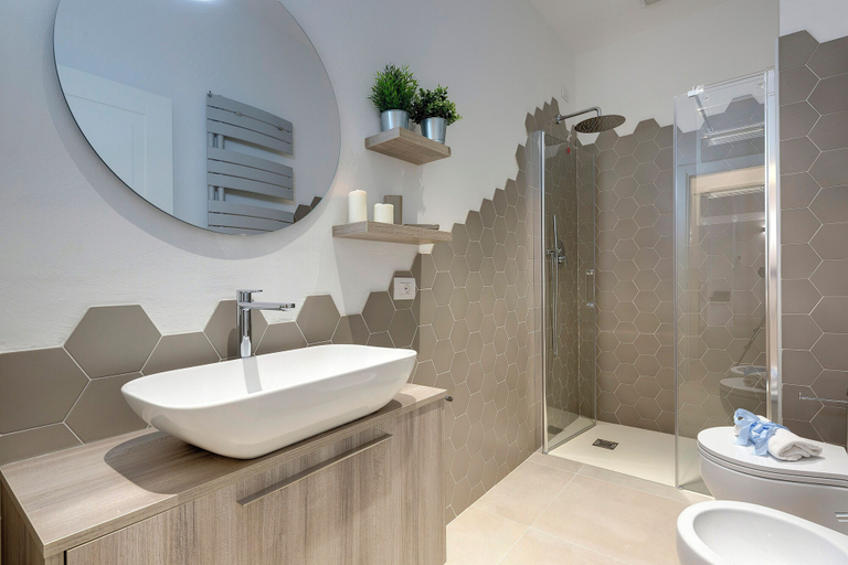 Bathroom 4, Mamo Florence - Cavour Apartments, Florence