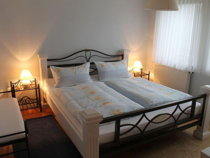 Room 5, Bohn - Holiday Apartment 2, Fulda