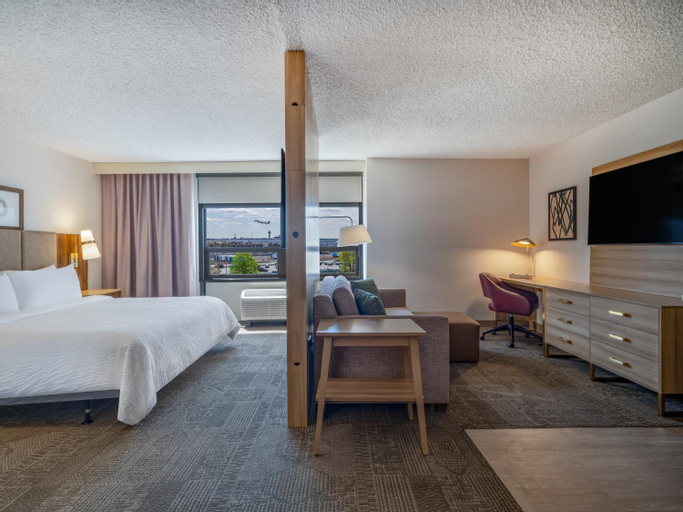 Bedroom 2, Holiday Inn Chicago O'Hare - Rosemont by IHG (Staybridge Suites Chicago O 'Hare-Rosemont by IHG), Cook