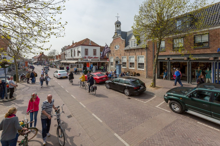 Others 5, Apartment in Domburg Near the Beach, Veere