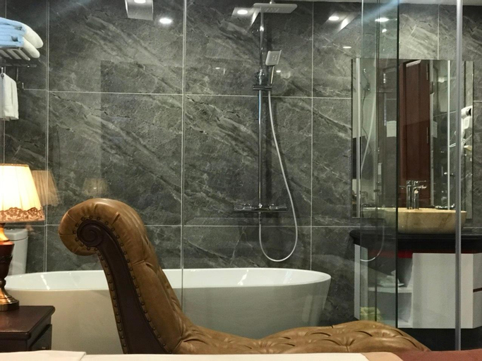 Bathroom 3
