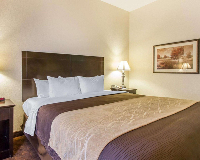 Bedroom 14
