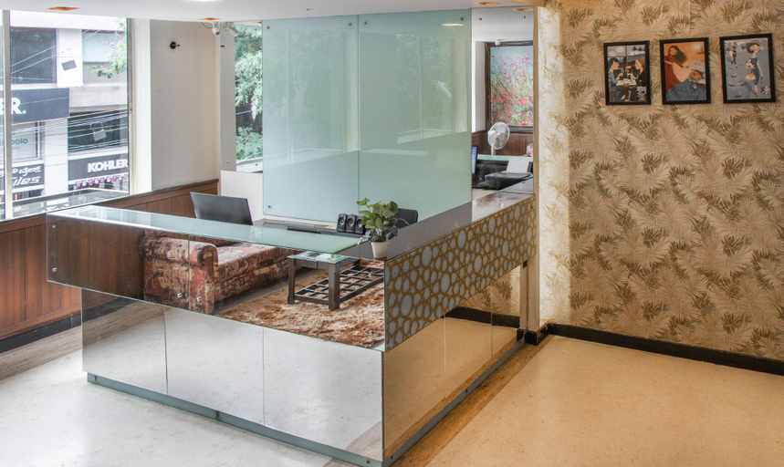 Public Area, Athasri Hotel Infantry Road, Bangalore