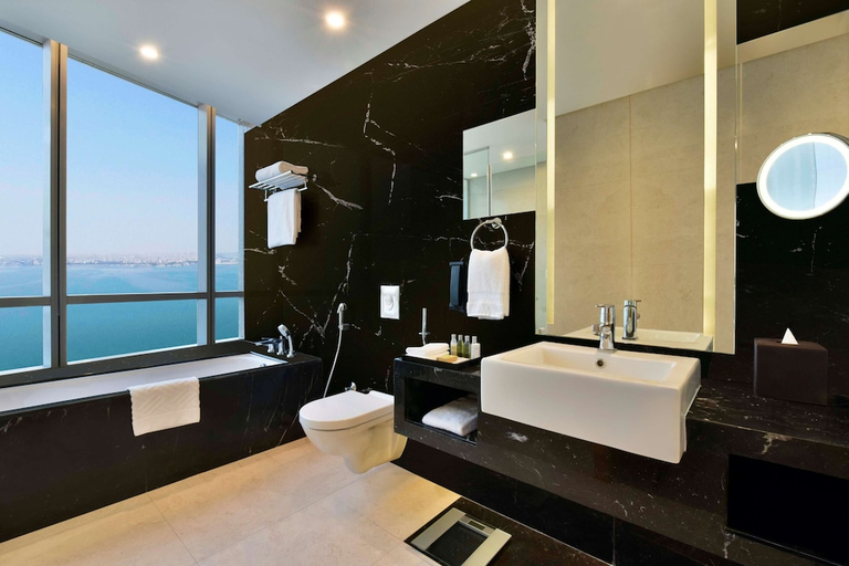 Bathroom 5, Hilton Bahrain, Manama