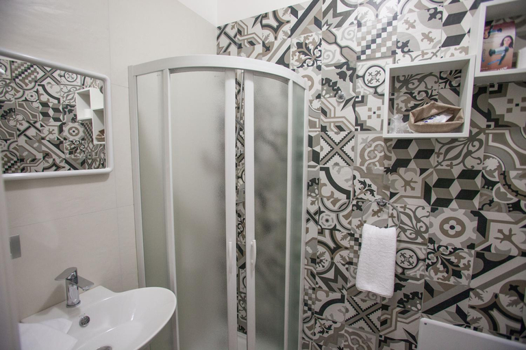 Bathroom, b&b Casa Pinto, Bari
